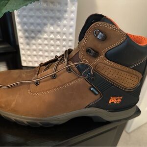Timberland PRO Men's Leather Boots in Brown and Orange